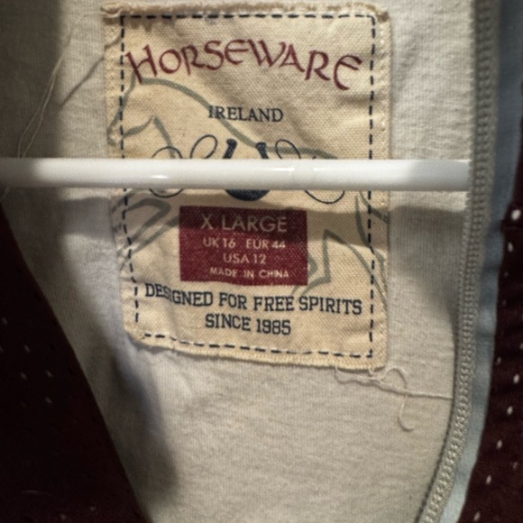 Horseware of Ireland Burgundy full zip sweater Jacket pocket on back size XL 🐎🐴 - Picture 3 of 3